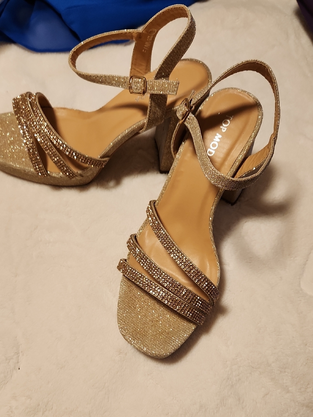TOP Moda Gold Glitter Strap Block Heel Sandals
